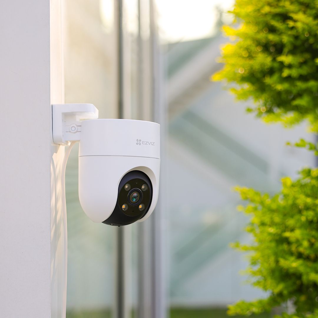 En este momento estás viendo Cámara de seguridad exterior: cómo elegir la mejor para tu hogar o negocio